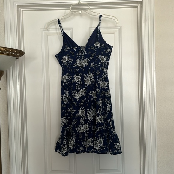 Navy floral sundress size small Altar’d State - Picture 4 of 7